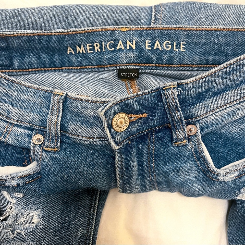 American Eagle Mom Jeans